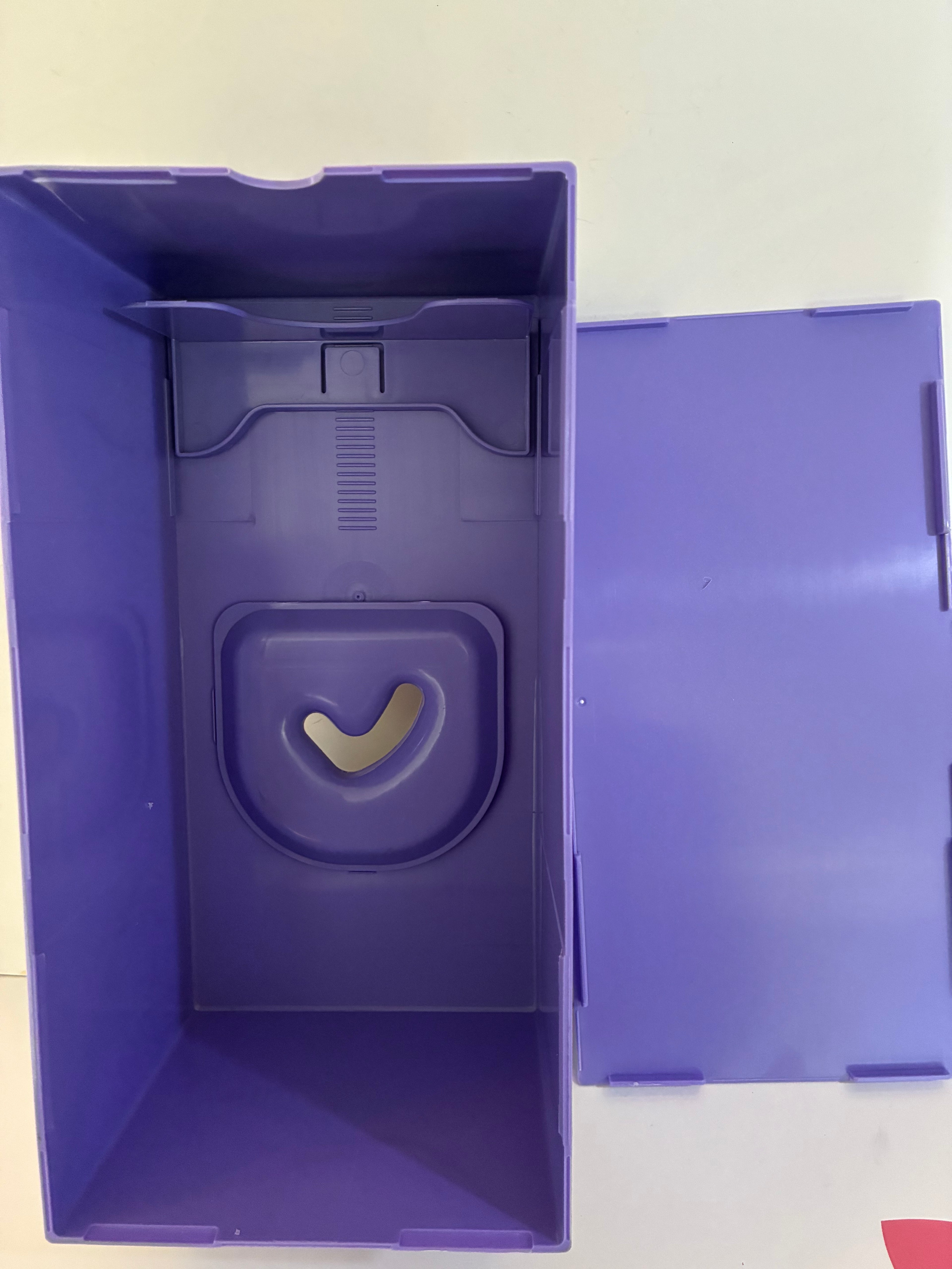 Creative Girl Tissue Box Holder – Decorative Bathroom/Room Organizer